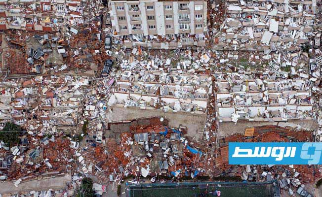 ارتفاع حصيلة الزلزال في تركيا وسورية إلى 2300 قتيل
