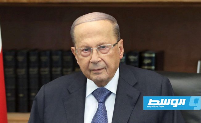 الرئيس اللبناني يلتقي نواب البرلمان لتسمية رئيس الوزراء