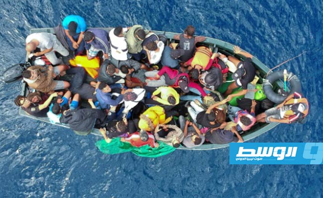 مصرع شخصين والبحث عن 14 في غرق قارب صيد بالمغرب