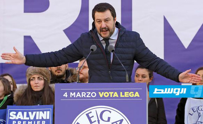 وزير الداخلية الإيطالي يتهم الاتحاد الأوروبي بعدم التحرك بشأن سفينة المهاجرين