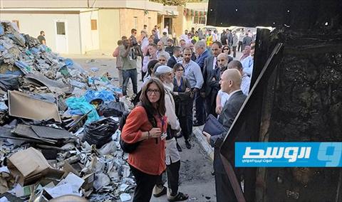 بالصور.. وفد لجنة تقصي الحقائق الأوروبي يتابع تضرر بلدية أبو سليم من حرب طرابلس