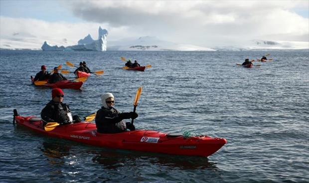 «فرانس برس»: القطب الجنوبي المهدد بيئيا في مرمى السياحة الجماعية