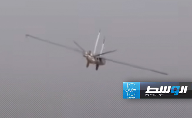 «أنصار الله» الحوثية اليمنية تبث مشاهد جديدة لقصف سفينة بطائرة مسيّرة (فيديو)
