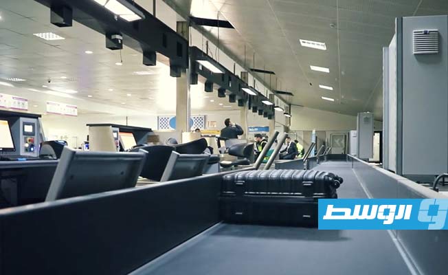 منظومة نقل أمتعة المسافرين الجديدة في مطار بنينا ببنغازي (لقطة مثبتة من فيديو: مصلحة المطارات)