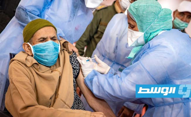 حملة تطعيم بالجرعة الثالثة من لقاح «كورونا» في المغرب
