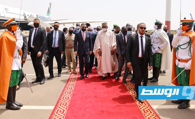 الدبيبة, خلال زيارته إلى النيجر, 29 سبتمبر 2021. (حكومة الوحدة الوطنية الموقتة)