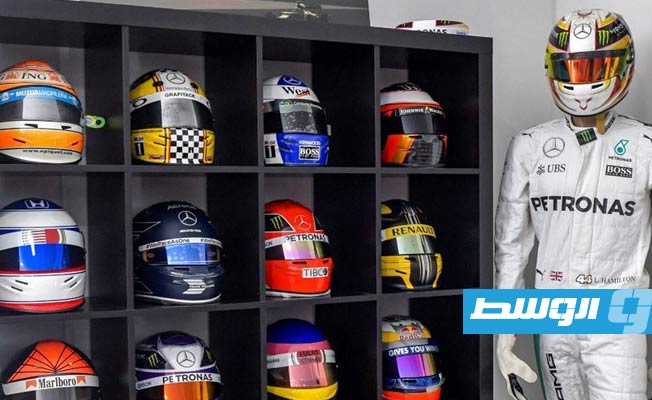 بعد استضافتها منافسات «الفورمولا واحد».. البحرين تصنع خوذ السائقين