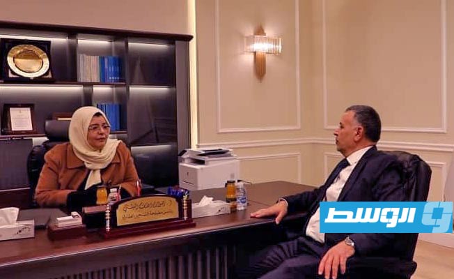 جانب من اجتماع وزيرة العدل حليمة إبراهيم مع رئيس مصلحة التسجيل العقاري، الإثنين 1 يناير 2024 (وزارة العدل)