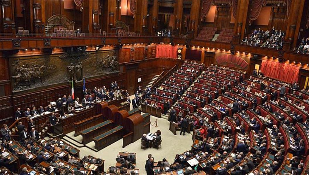 البرلمان الإيطالي يصوت على بحث إمكانية محاصرة الموانئ الليبية