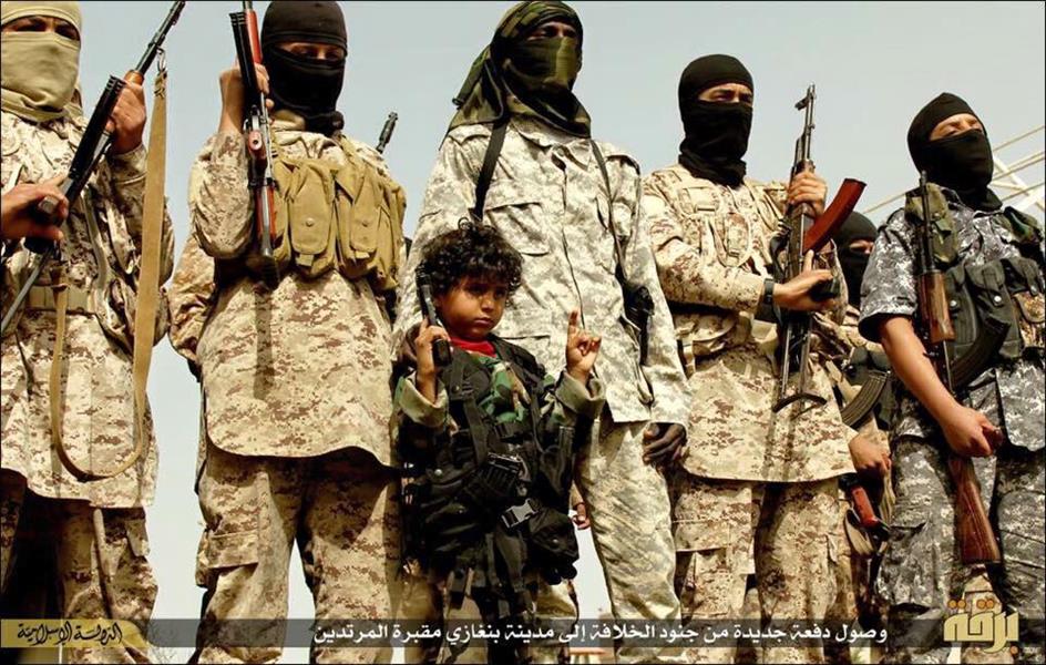 بالصور: «داعش» يؤكد وصول دفعة جديدة من مقاتلين أجانب إلى بنغازي