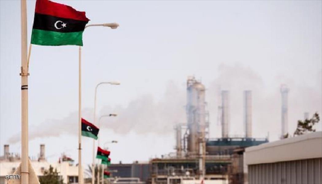 إنتاج ليبيا من النفط يتراجع دون 500 ألف برميل يوميًا