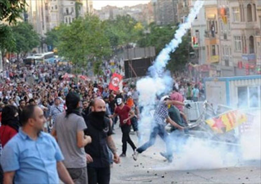 اشتباكات بين الشرطة ومحتجين في تركيا