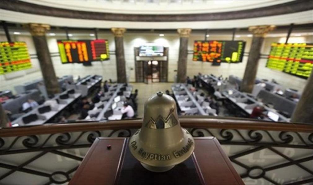 بورصة مصر تواصل الهبوط وأسواق الخليج مستقرة