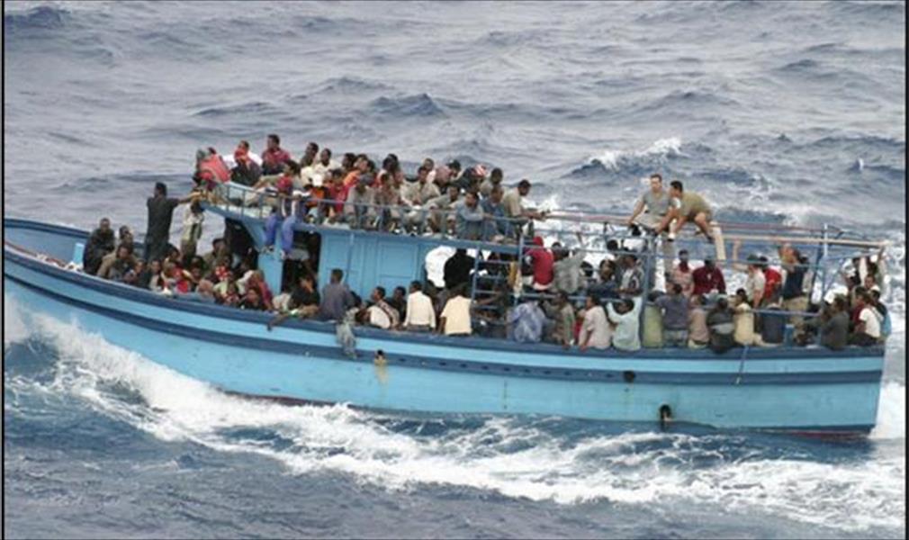 مقتل 3 مهاجرين في انقلاب زورق قبالة السواحل المصرية