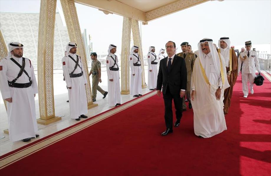 أولاند يصل إلى قطر لحضور مراسم توقيع صفقة الـ «رافال»