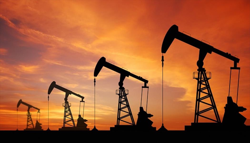 النفط يتراجع عند التسوية ويغلق على 66.45 دولار للبرميل