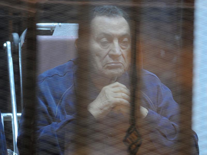 الحكم في الطعن على براءة مبارك والعادلي في قضية «قتل المتظاهرين» 4 يونيو