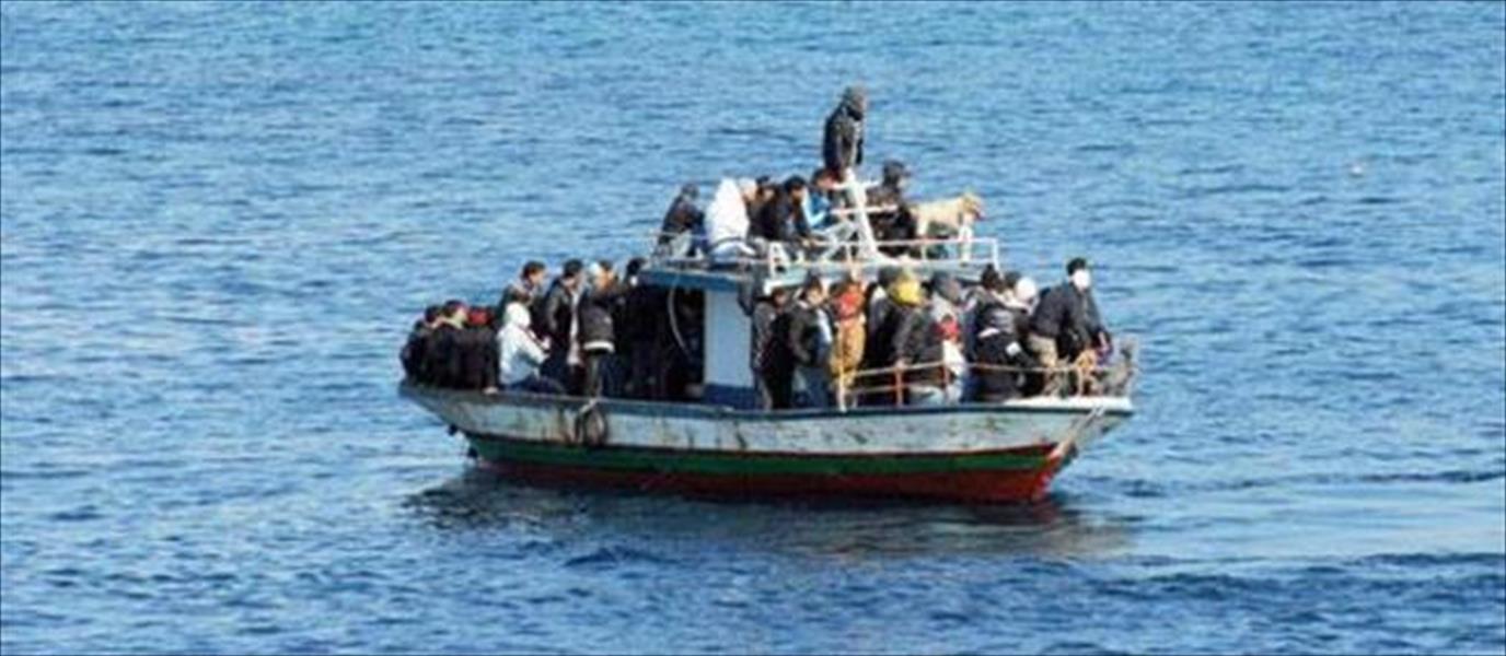 الغويل يطلب من أوروبا قوارب لمكافحة الهجرة