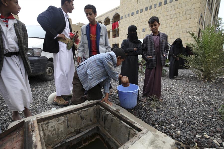 الحوثيون يوافقون على هدنة إنسانية تبدأ الثلاثاء