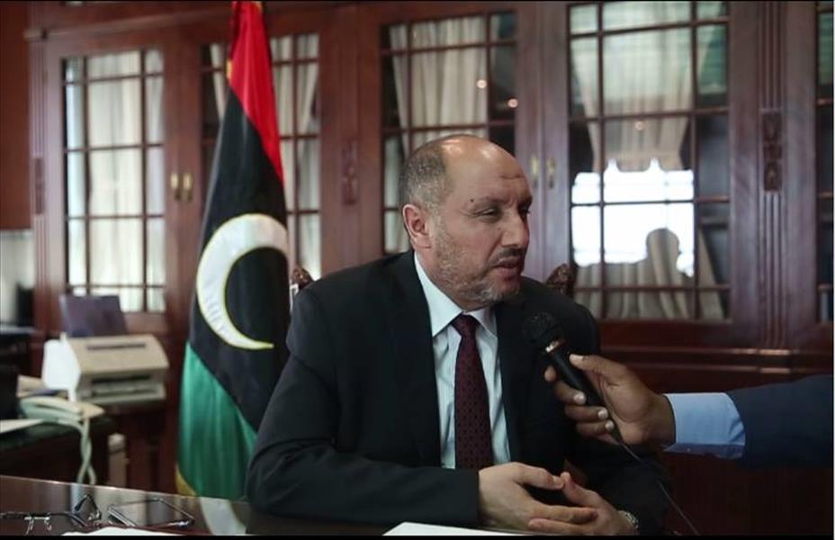 سفير ليبيا لدى تونس يدعو الحكومة إلى تسديد ديون الجرحى