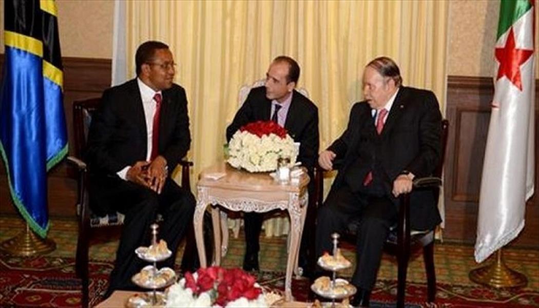 الجزائر وتنزانيا: انعكاسات «اللاحل» في ليبيا وخيمة على الساحل
