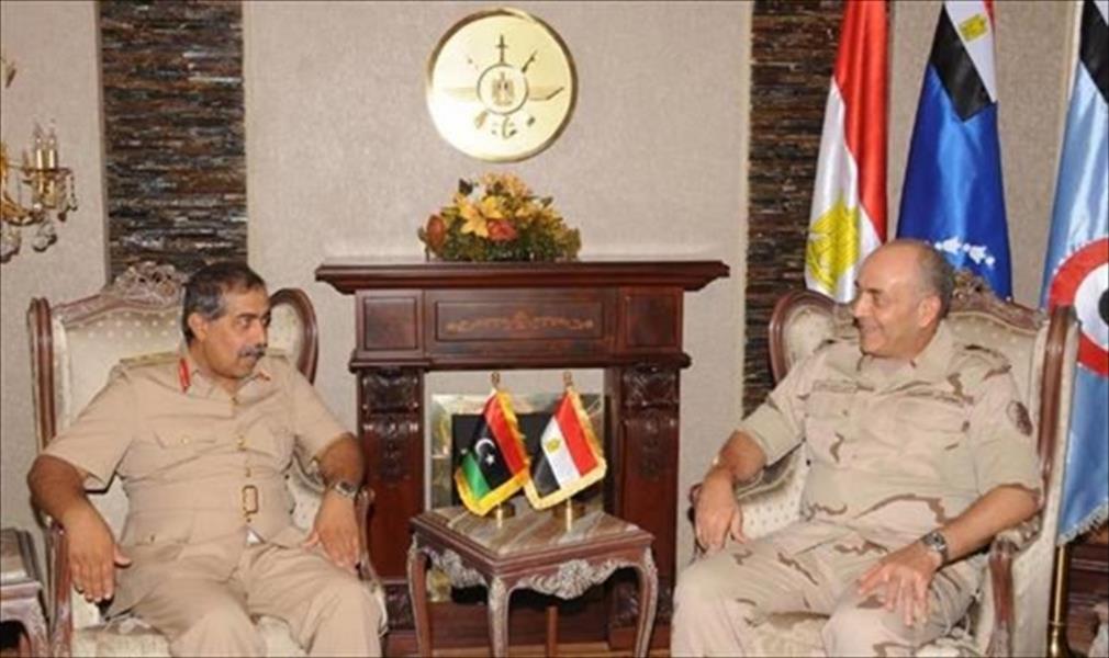 «رؤساء الجيوش العرب» يبحثون في القاهرة تشكيل قوة عسكرية مشتركة