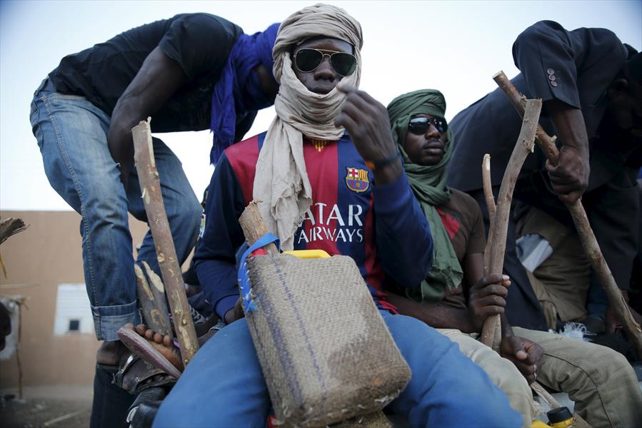 بالصور: رحلة مهاجرين غير شرعيين من أغاديز في النيجر إلى ليبيا