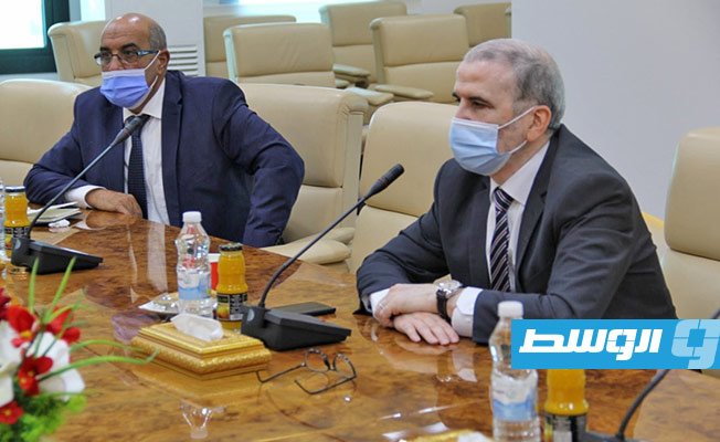 اجتماع صنع الله مع مسؤولي شركة إيني الإيطالية بمقر مؤسسة النفط في طرابلس، 25 سبتمبر 2020. (صفحة المؤسسة على فيسبوك)