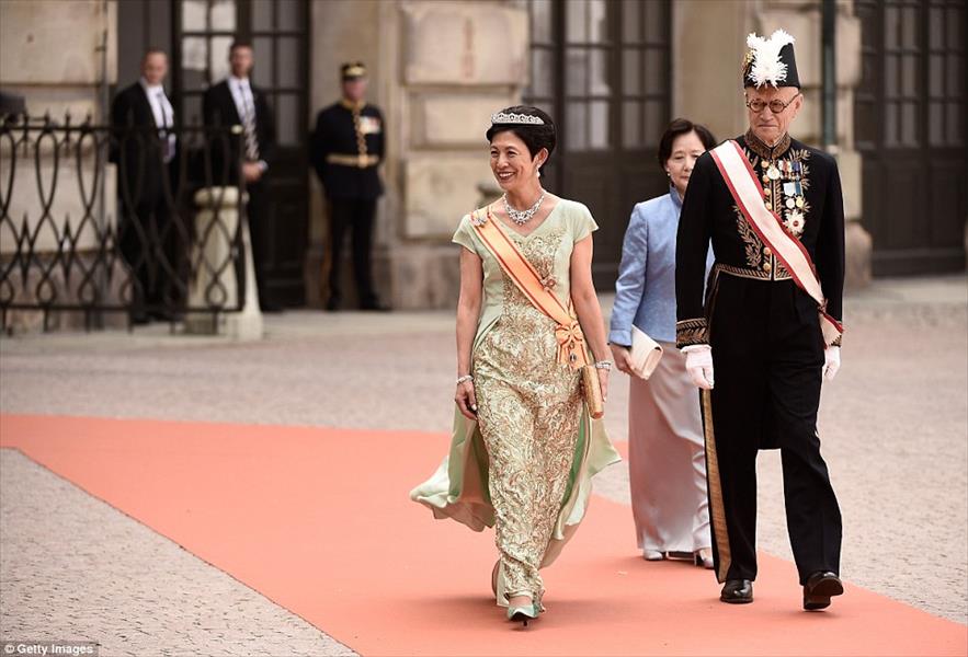أناقة الأميرات والملكات في حفل زفاف أمير السويد