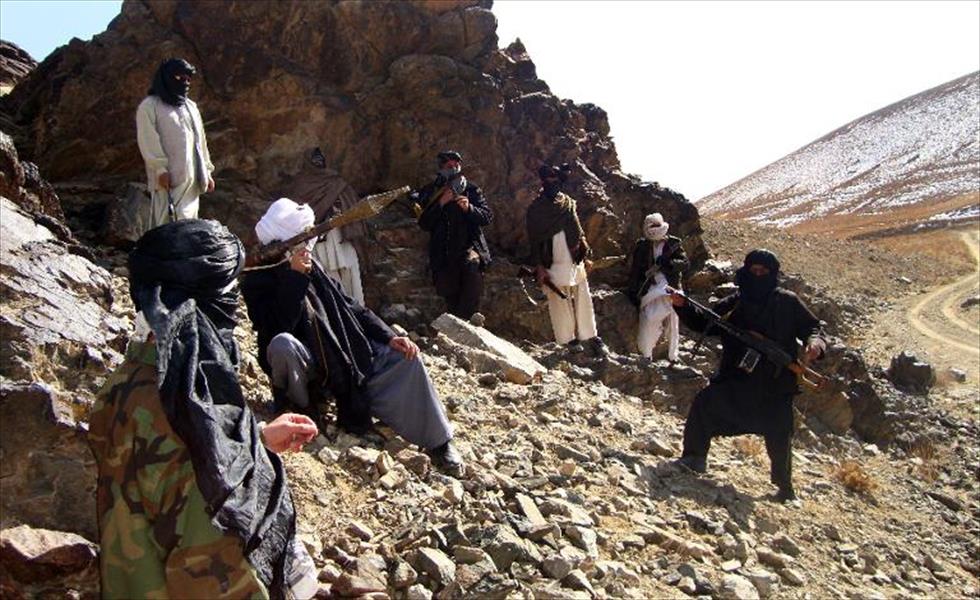 مقتل 19 إثر انفجار في أفغانستان وسقوط منطقة رئيسية في الشمال
