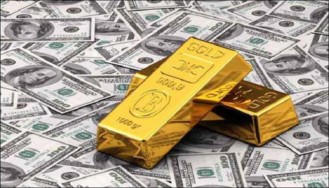 الذهب يفقد مكاسبه الصباحية بفعل صعود الدولار