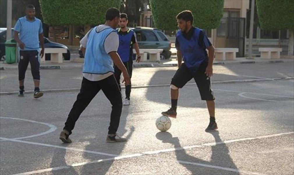العاملون بمستشفى الأطفال ببنغازي ينظمون مسابقة كرة القدم
