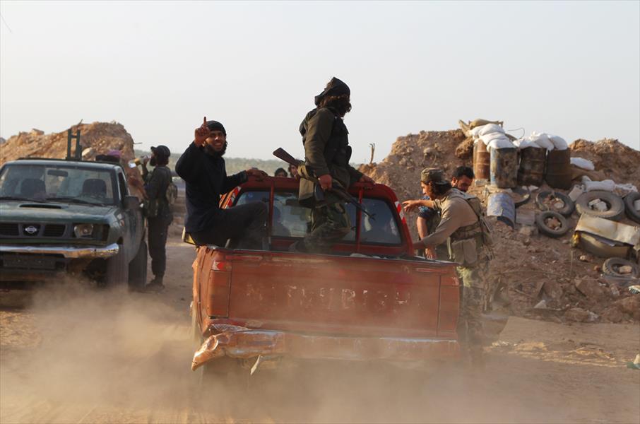 المرصد السوري: «داعش» تستعيد بلدة من القوات الكردية