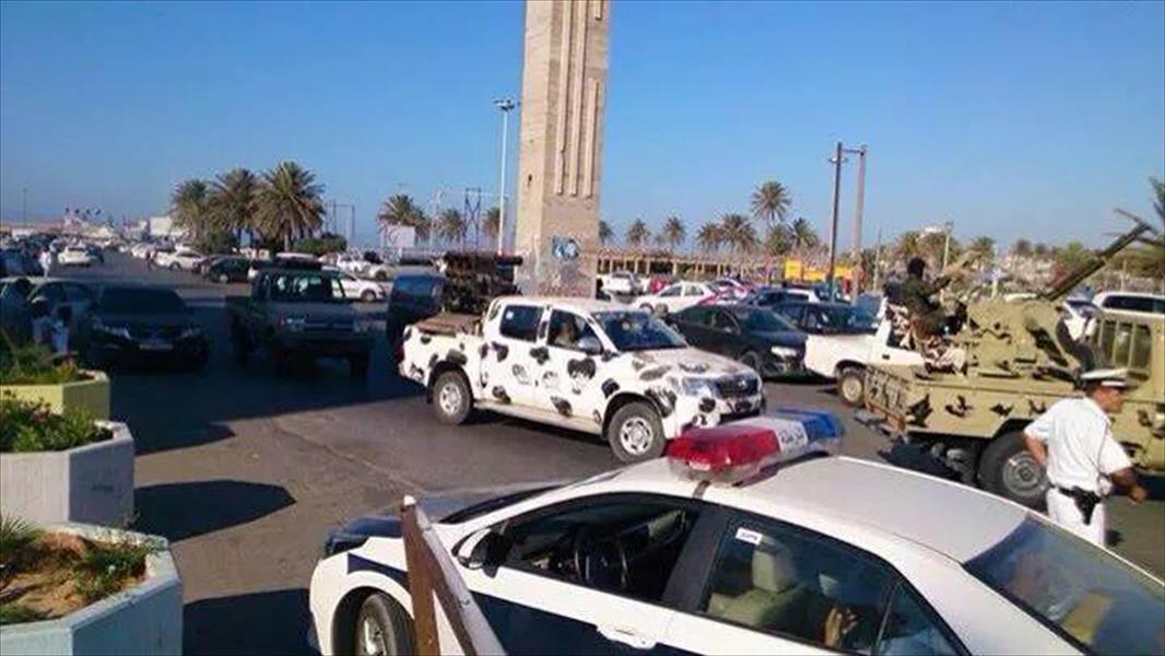 عشرات السيارات العسكرية تشاهد في شوارع طرابلس اليوم