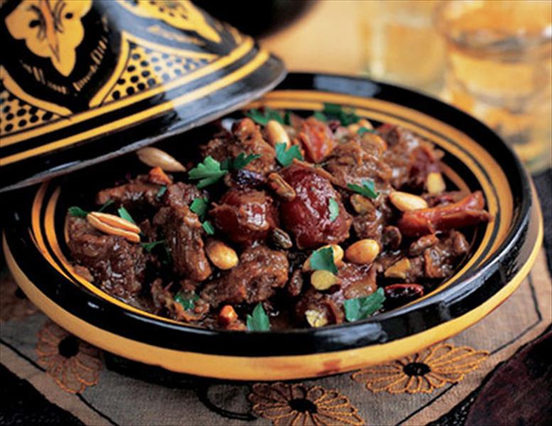 لحم الغنم مع البرقوق من المطبخ المغربي