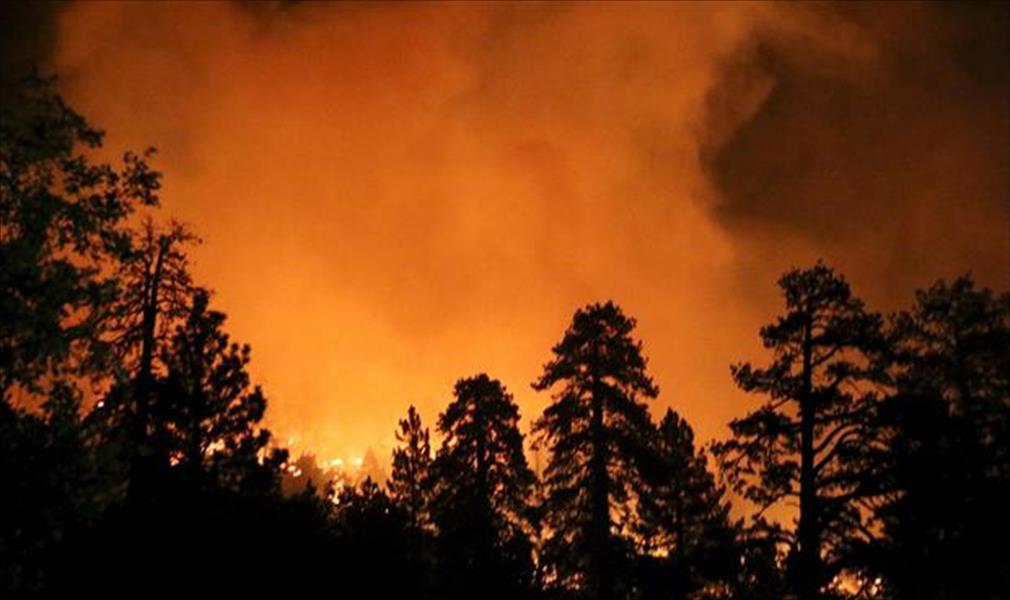 عمليات إجلاء بسبب حرائق الغابات في كاليفورنيا