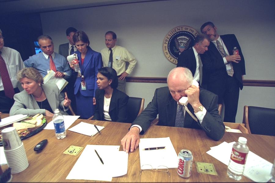 صور تنشر للمرة الأولى تظهر صدمة بوش وإدارته عقب هجوم 11 سبتمبر
