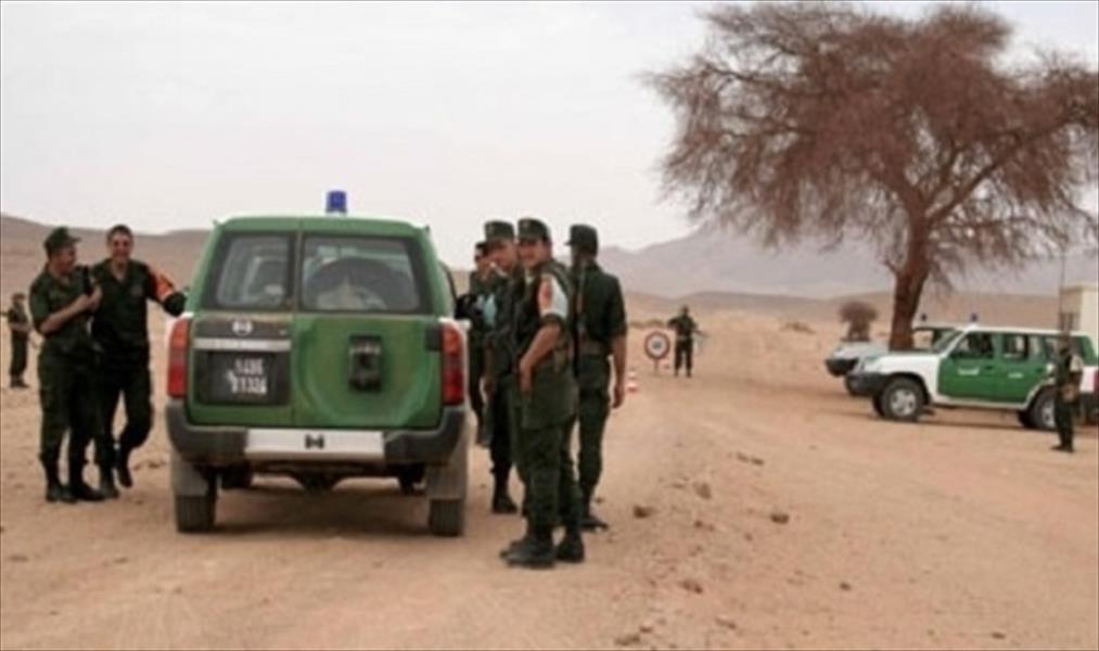 اكتشاف مخبأ سري للأسلحة قرب الحدود الجزائرية مع ليبيا
