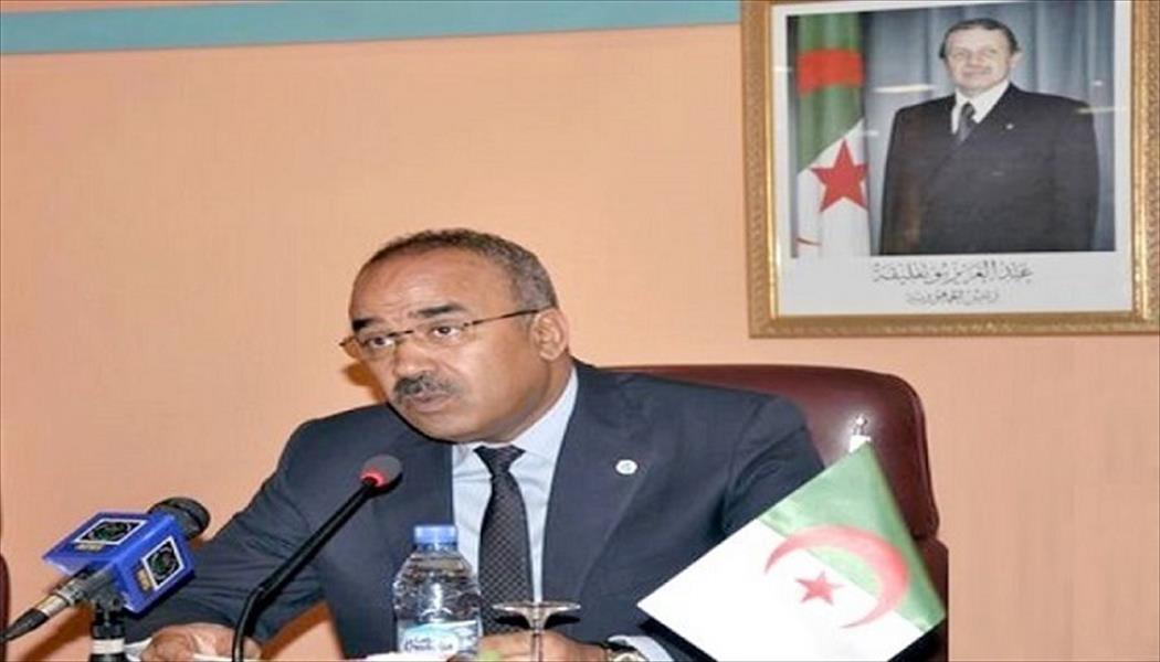 وزير الداخلية الجزائري يحذر من الوضع الأمني غير المستقر بدول الجوار