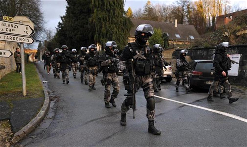 فرنسا تعزز الأمن في قواعدها العسكرية بعد سرقة متفجرات