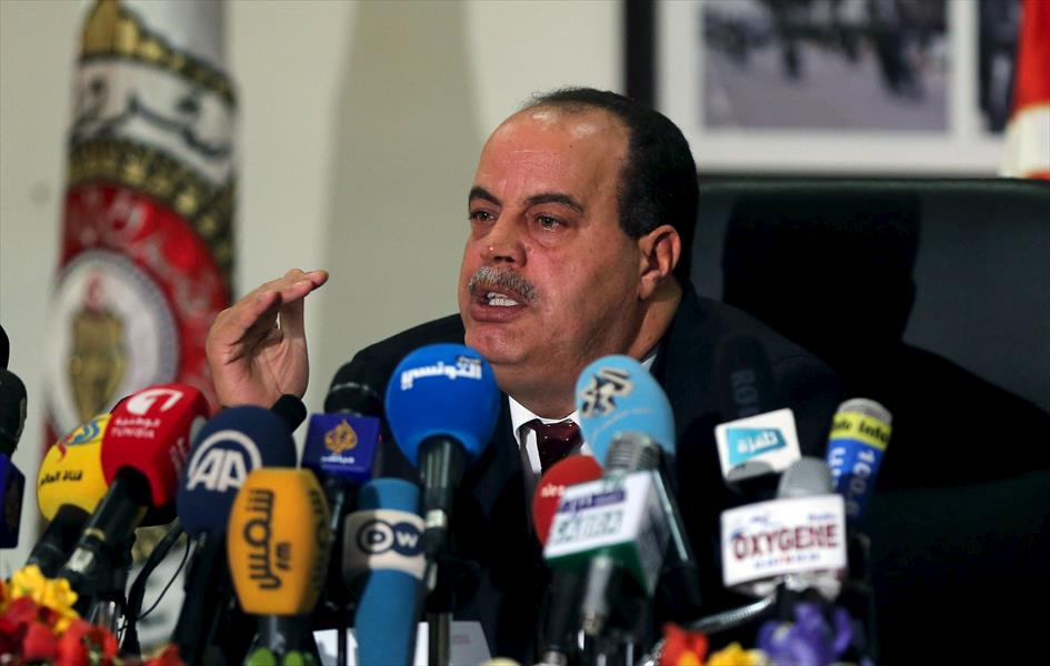 وزير الداخلية التونسي السابق ينفي صدور بطاقة اعتقال في حقه