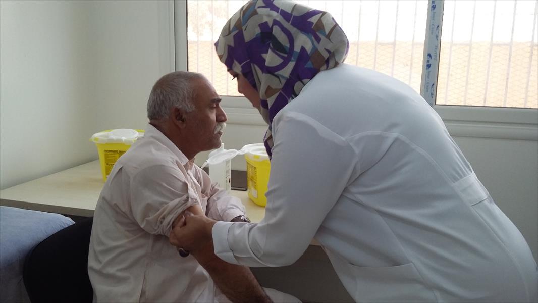 حملة لتطعيم الحجيج في بنغازي