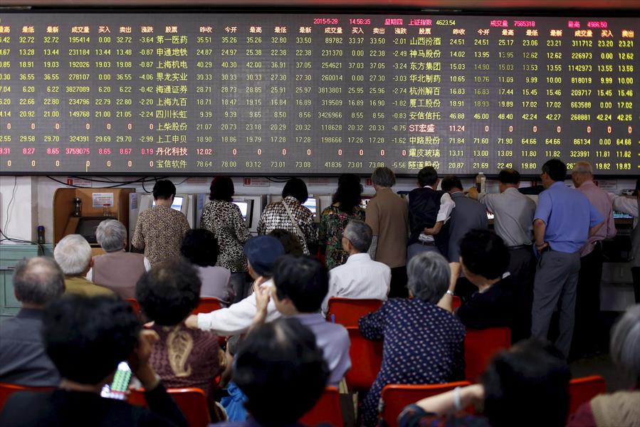خسائر الأسهم الصينية تدعم عملات الملاذ الآمن