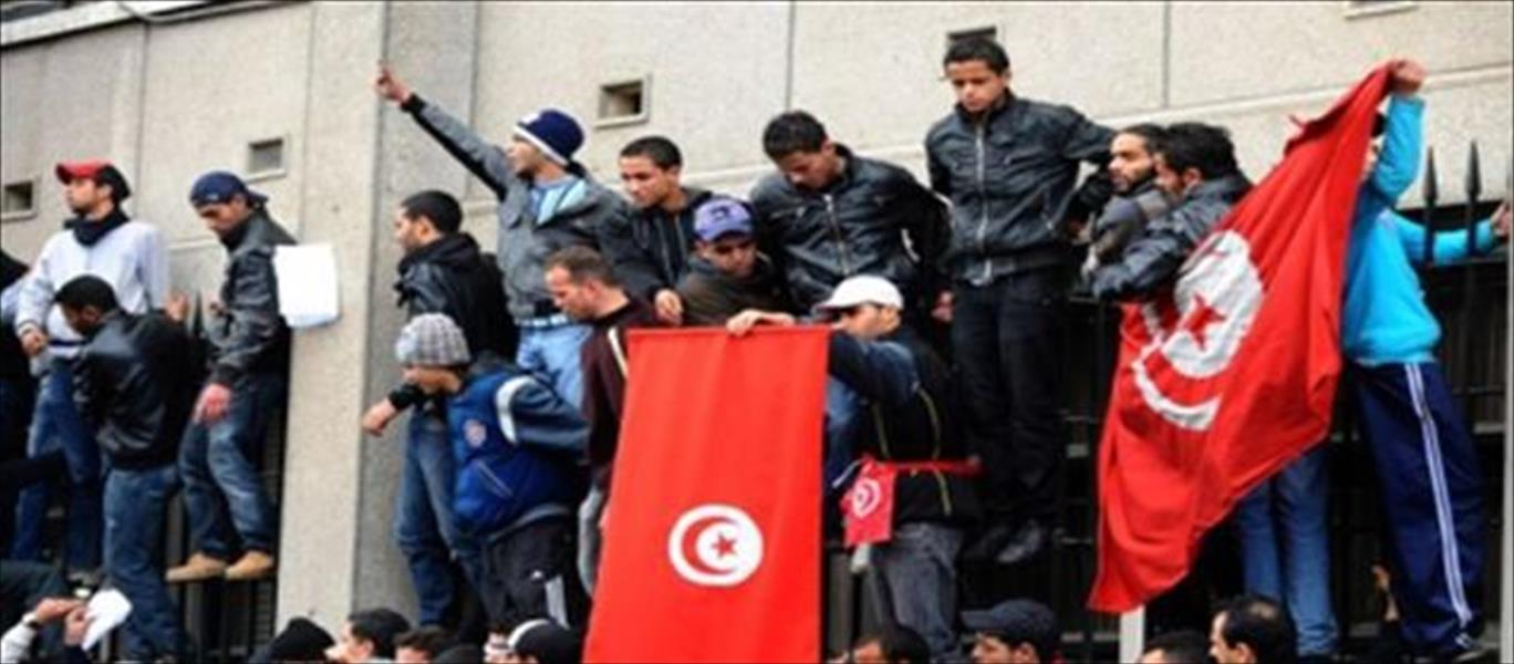 المجتمع المدني التونسي يلوح بالنزول إلى الشارع لإسقاط «المصالحة»