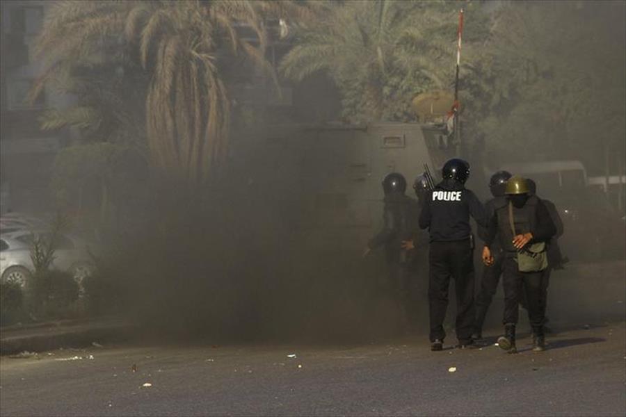 مصر: مقتل شرطيين وإصابة 25 آخرين في انفجار عبوة استهدفت حافلة برشيد