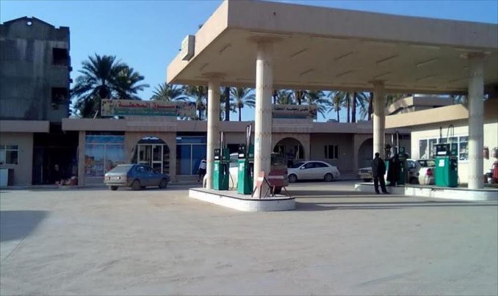 إغلاق عدد من محطات الوقود في صبراتة