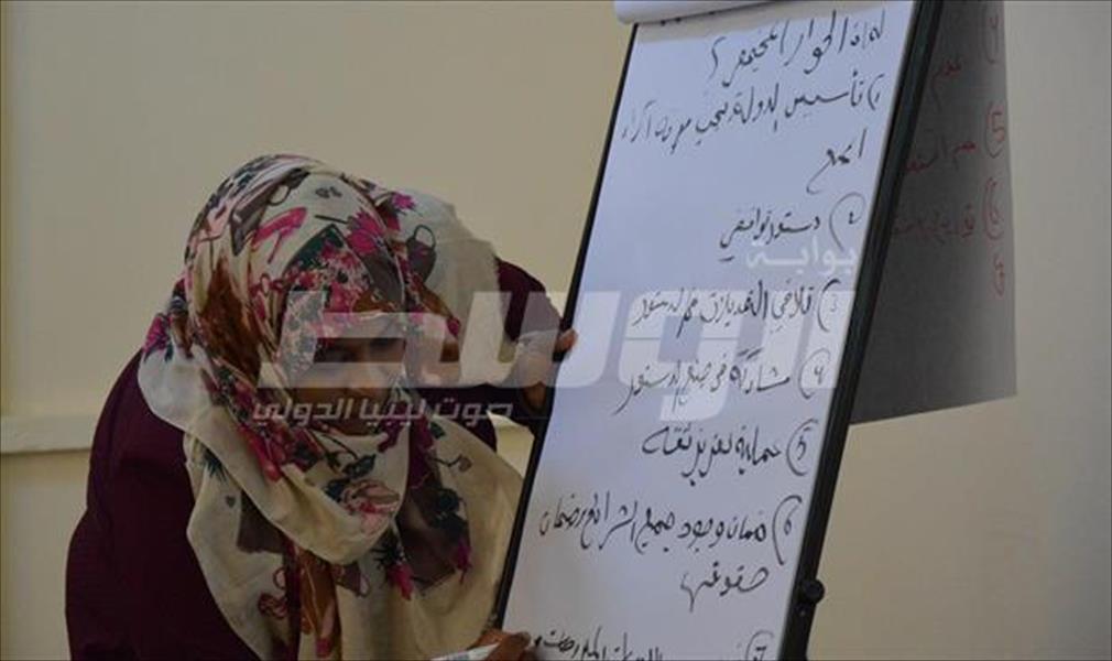 جلسة حوارية نسائية في سبها عن مسودة الدستور
