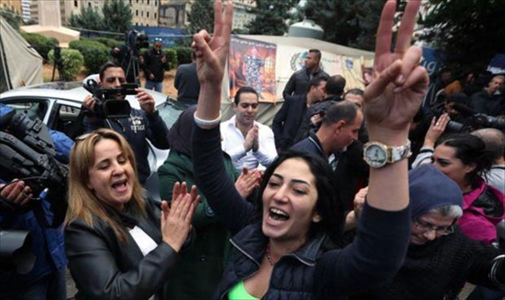 «النصرة» تبادل 16 عسكريًا لبنانيًا بسجناء بينهم زوجة سابقة لزعيم «داعش»