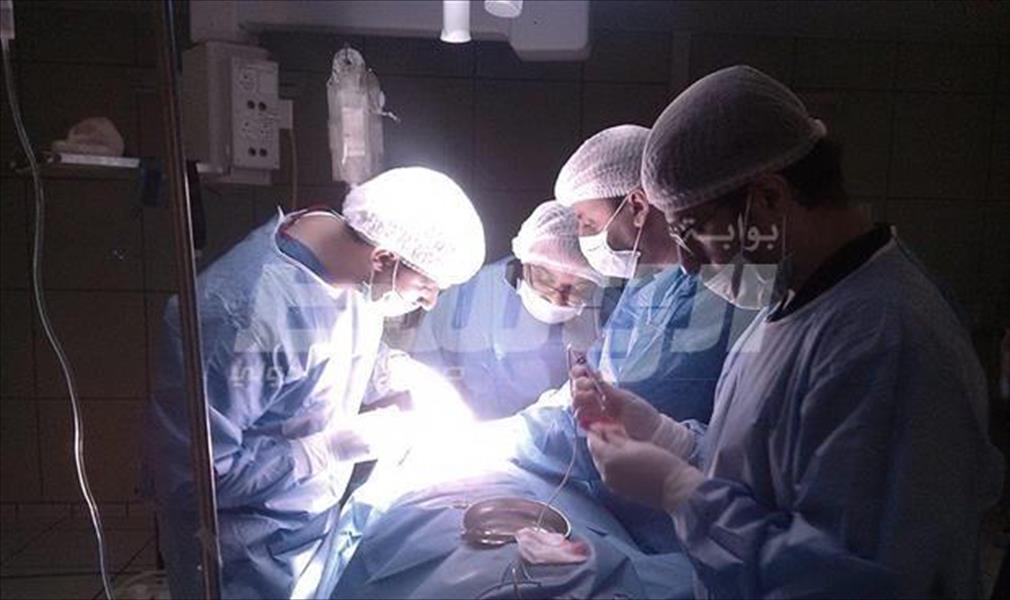 نجاح عملية استئصال ورم في الحنجرة بمركز بنغازي الطبي