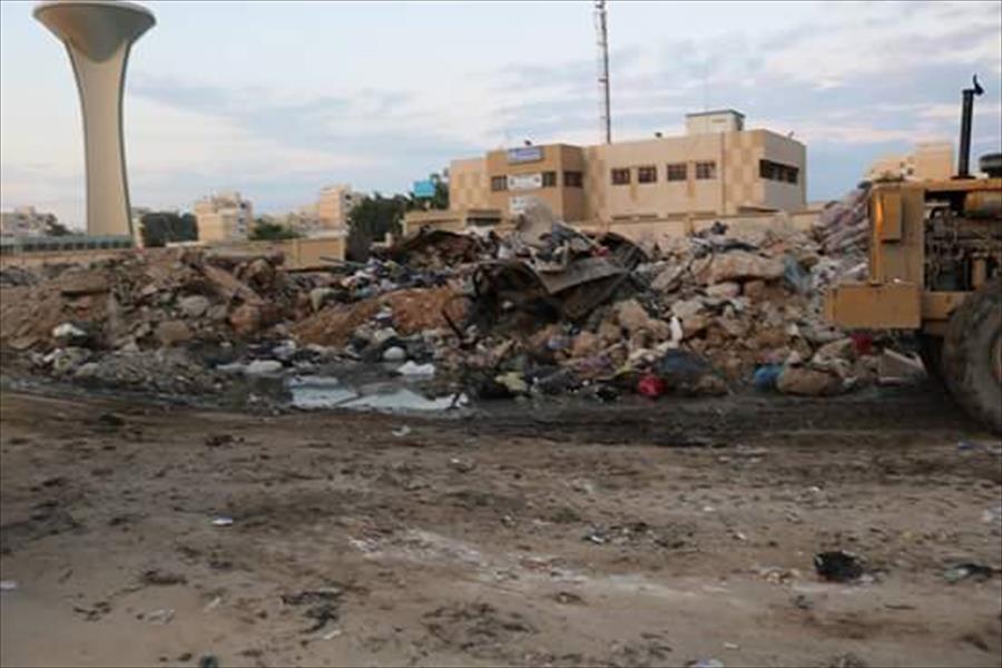 حملة لرفع القمامة من شوارع بنغازي